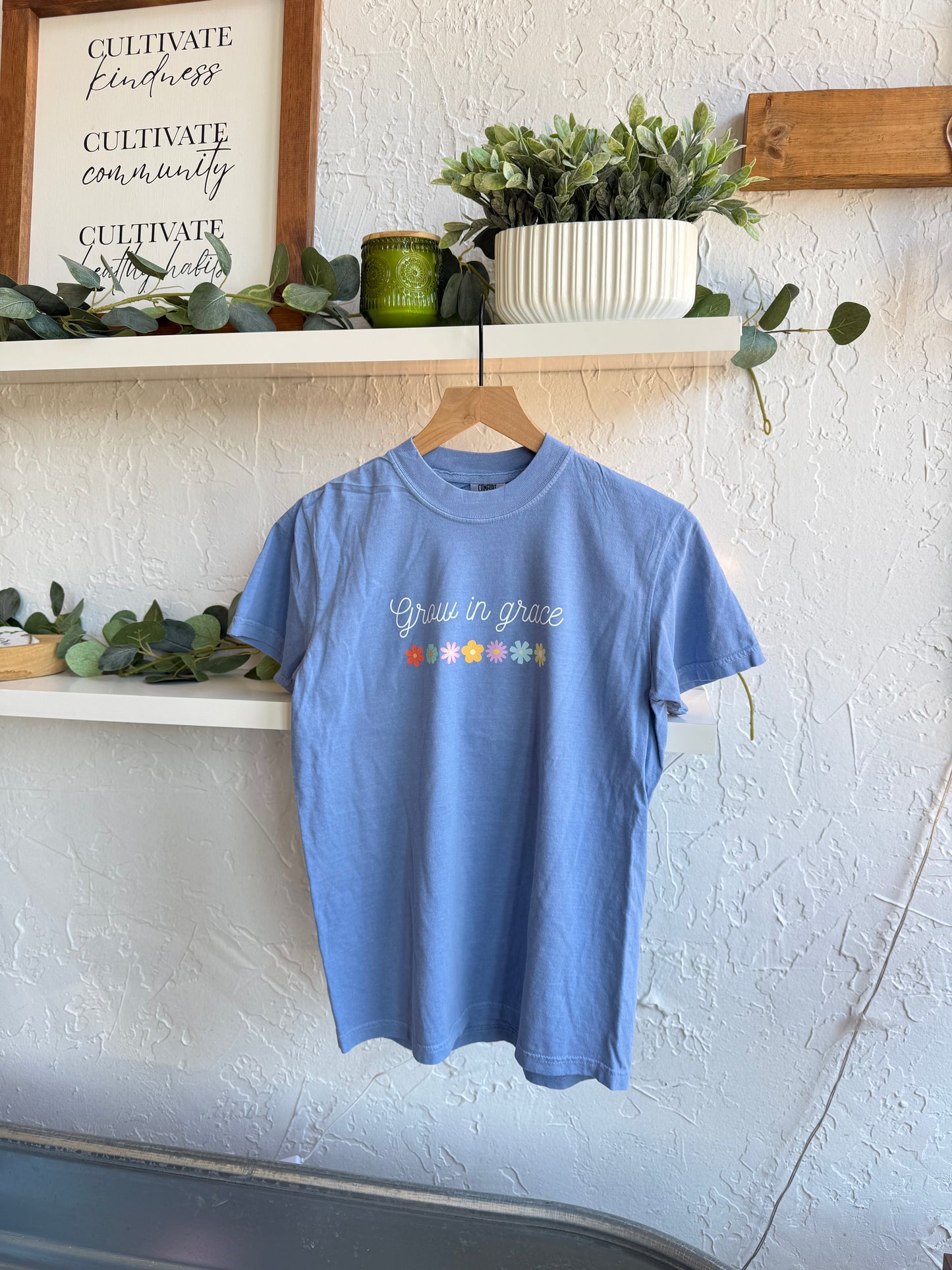 Grow in grace Tee