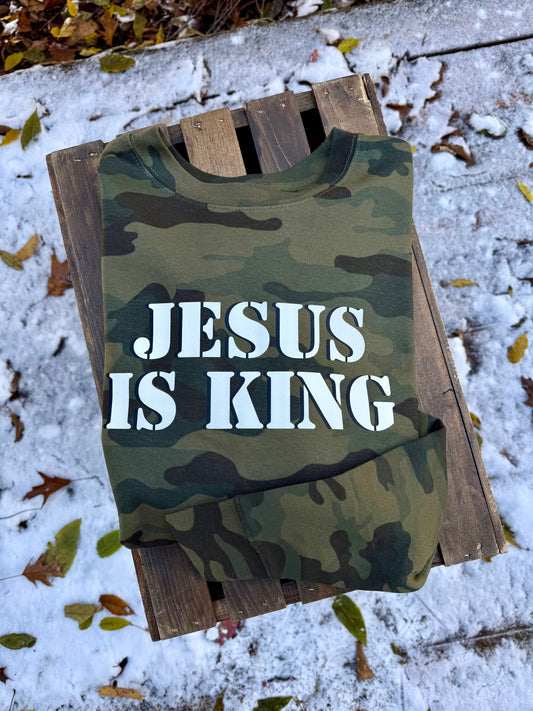 Jesus Is King - Men's Camo